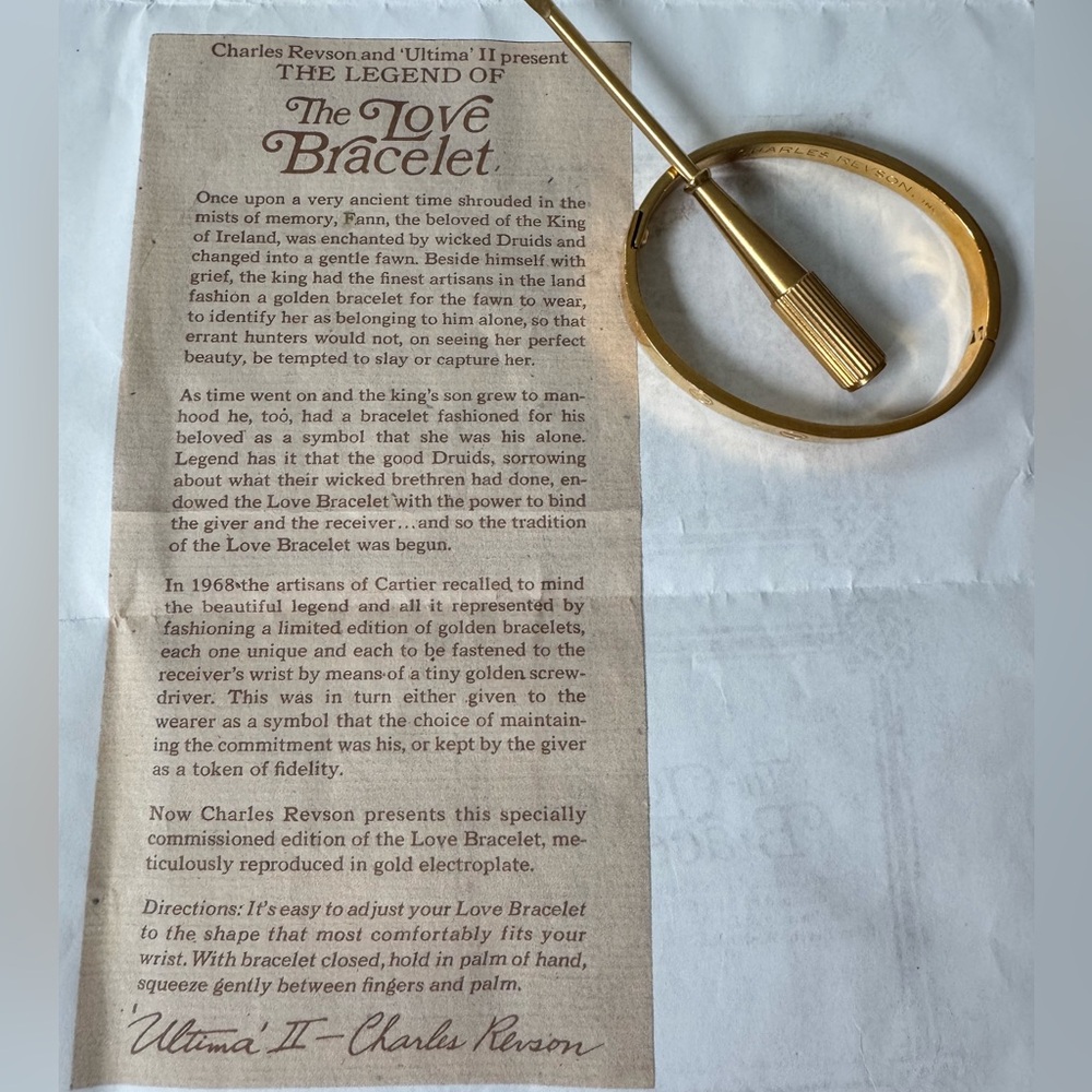 Vintage 1970’s Charles Revson Love Bracelet - Picture 5 of 7